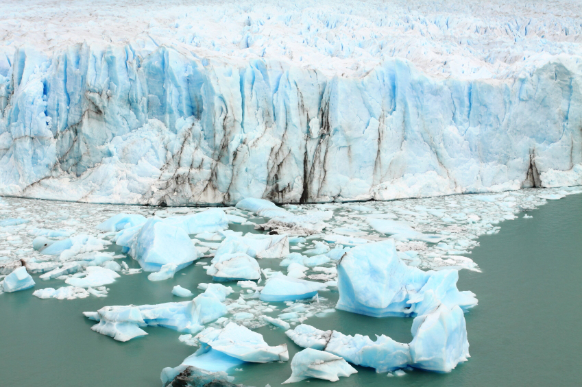 Foto von der Abbruchkante eines Gletschers
